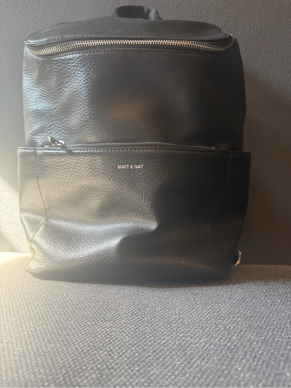Matt & Nat Black Minimalist Vegan Leather Backpack like new